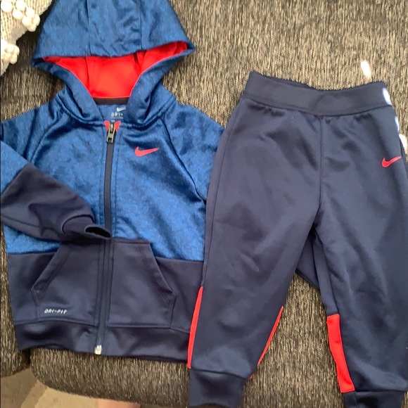 24 month nike clothes